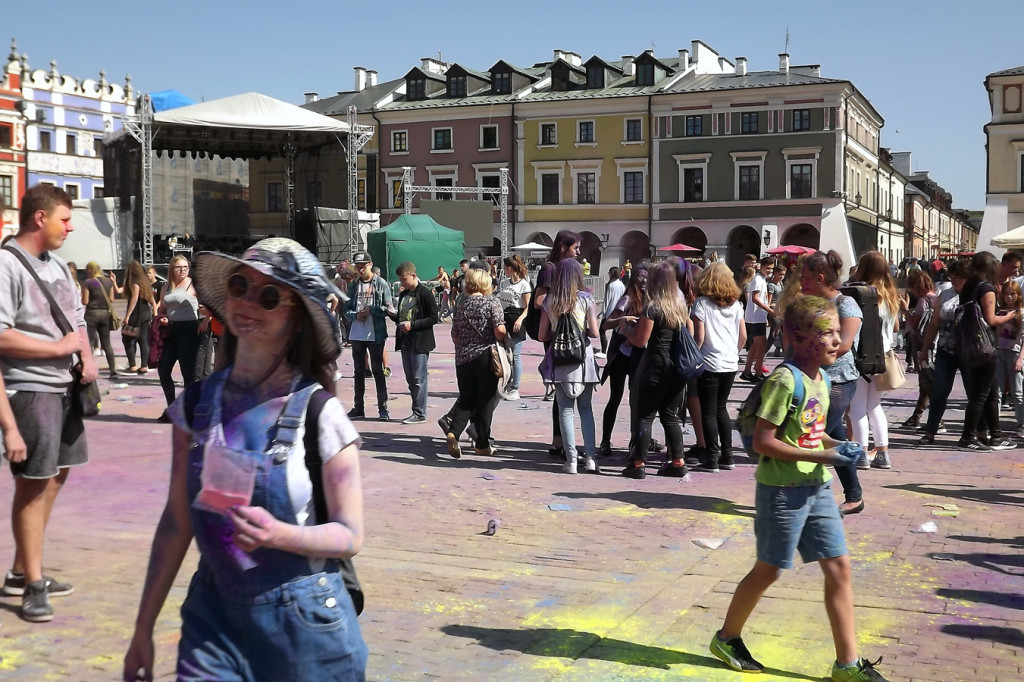 Zamość: Młodzież w feerii barw [FOTO]