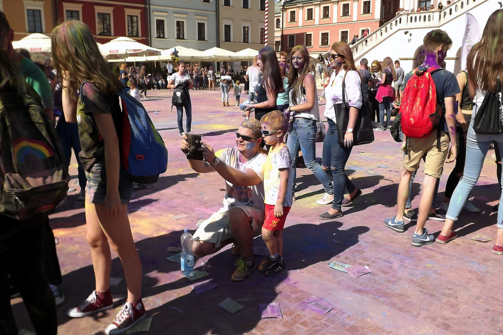 Zamość: Młodzież w feerii barw [FOTO]