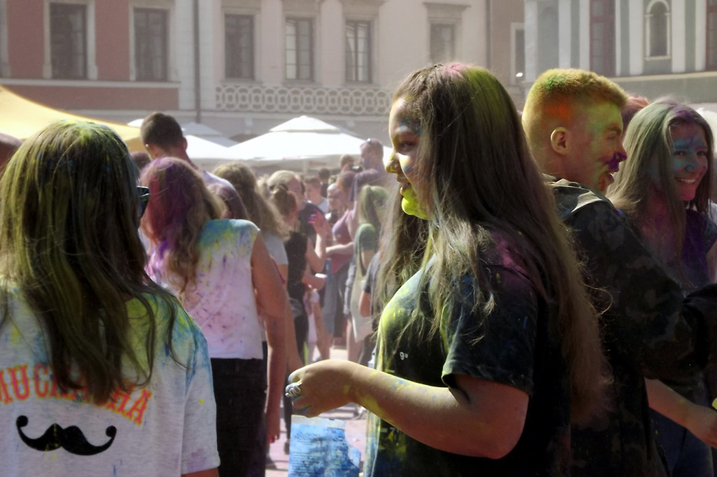 Zamość: Młodzież w feerii barw [FOTO]