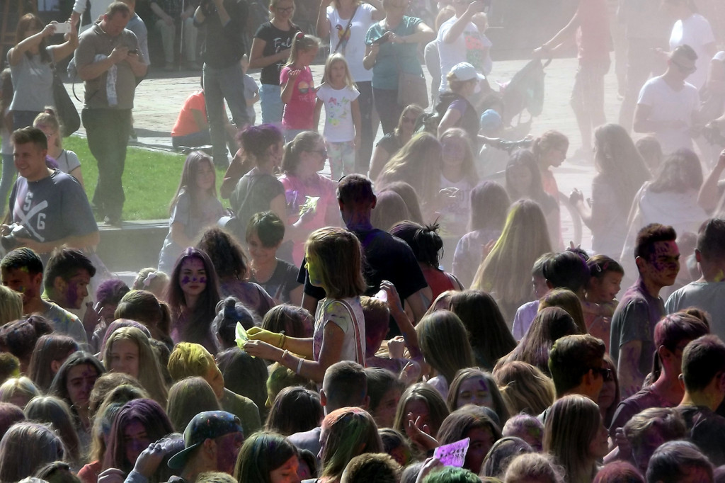 Zamość: Młodzież w feerii barw [FOTO]