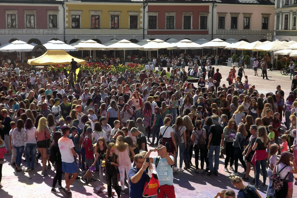 Zamość: Młodzież w feerii barw [FOTO]