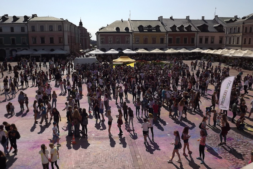 Zamość: Młodzież w feerii barw [FOTO]