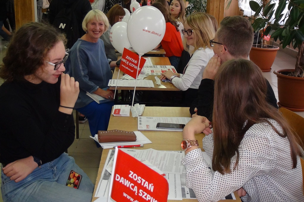 Zamość: Komórkomania w III LO [FOTO, VIDEO]