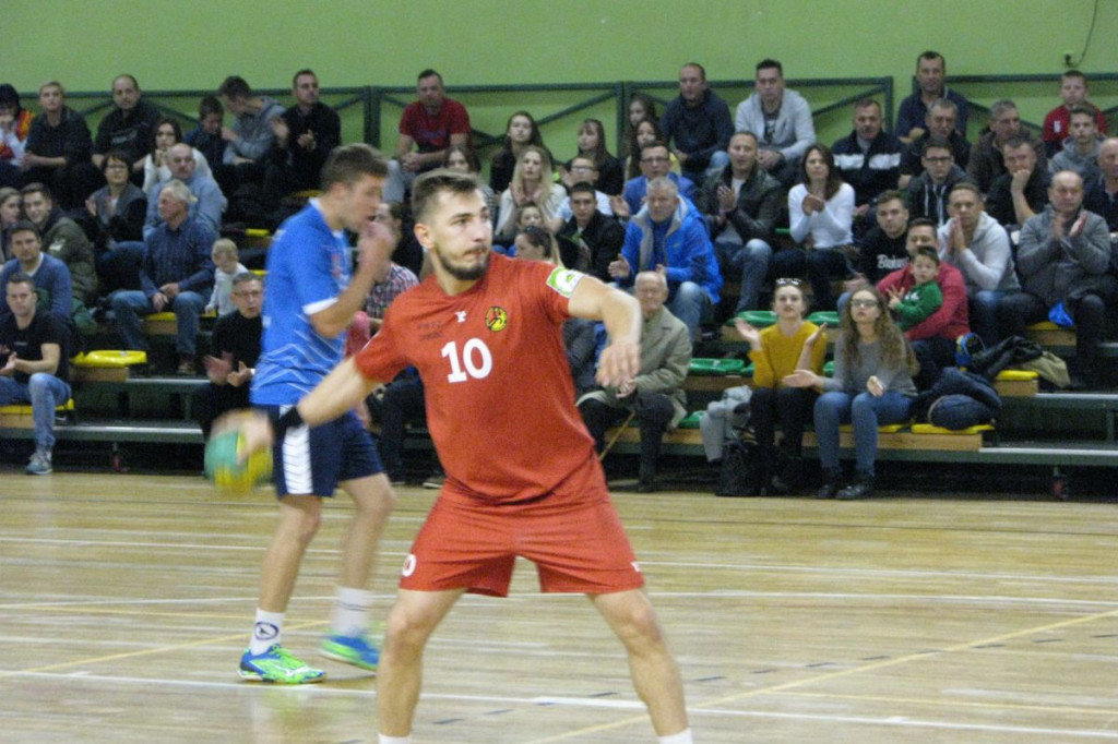 Zamość: Padwa - Wisła Sandomierz 28:26. Zamojska drużyna liderem II ligi