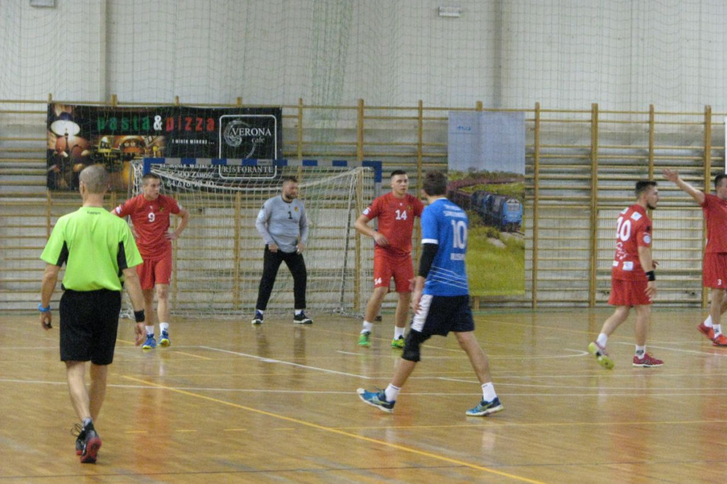 Zamość: Padwa - Wisła Sandomierz 28:26. Zamojska drużyna liderem II ligi