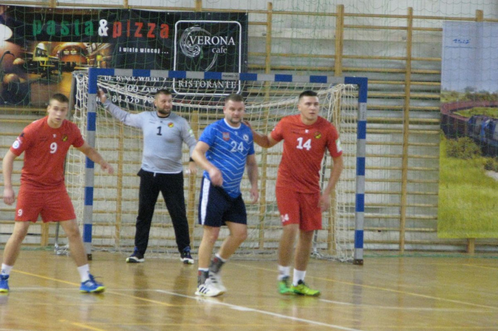 Zamość: Padwa - Wisła Sandomierz 28:26. Zamojska drużyna liderem II ligi