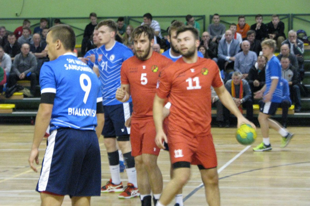 Zamość: Padwa - Wisła Sandomierz 28:26. Zamojska drużyna liderem II ligi