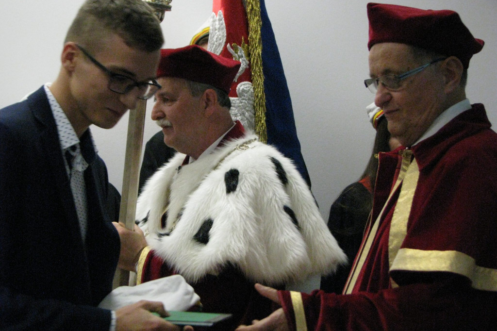 Zamość: PWSZ zainaugurowało nowy rok akademicki