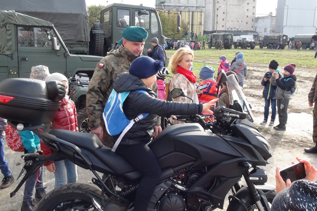 Zamość: Dzień Otwarty Koszar 2017 [FOTO]