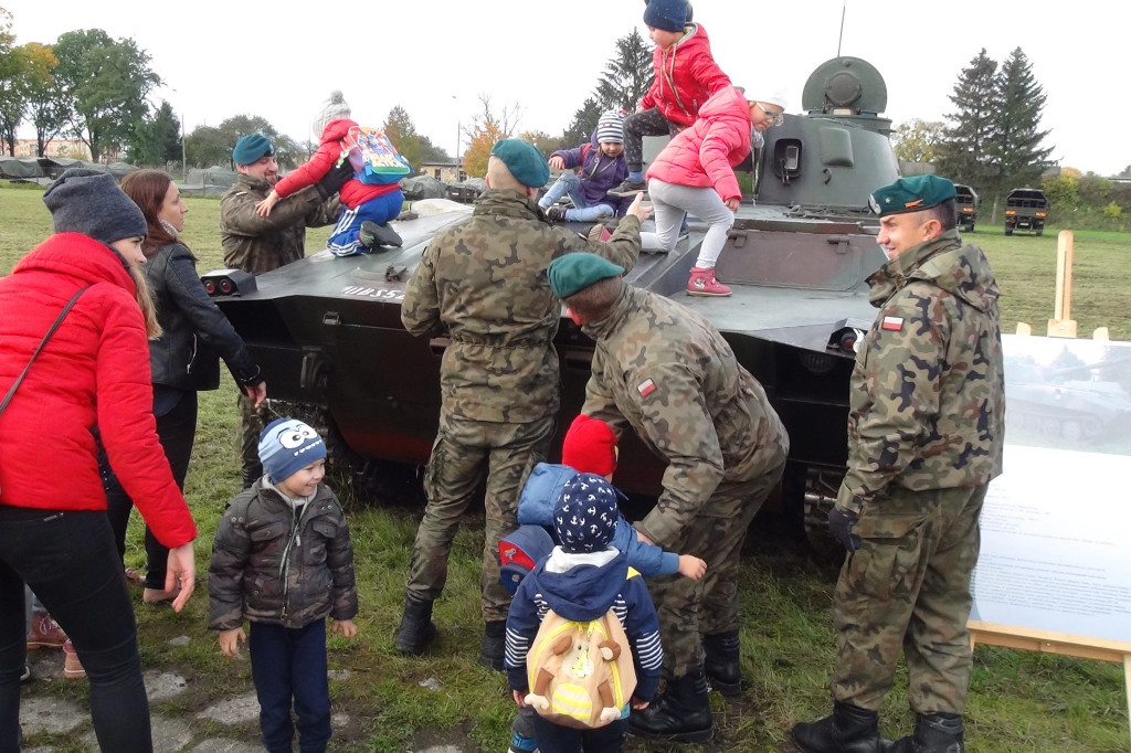 Zamość: Dzień Otwarty Koszar 2017 [FOTO]