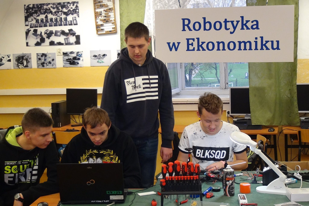 Zamość: Szkolny Dzień Zawodów 2017 w 