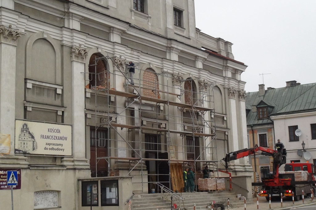 Zamość: Trwa remont kościoła oo. franciszkanów [FOTO]