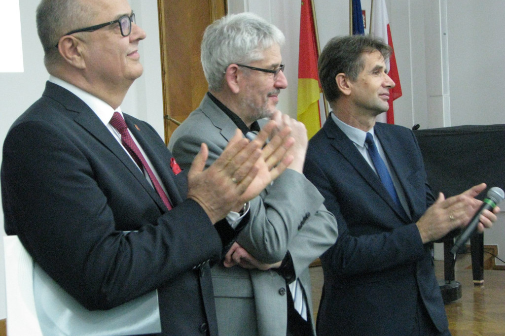 Zamość: Zrozumieć Spektrum Płodowych Zaburzeń Alkoholowych