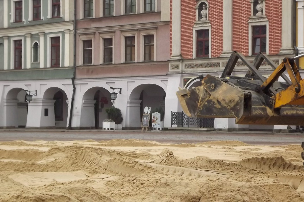 Zamość: Powstaje lodowisko
