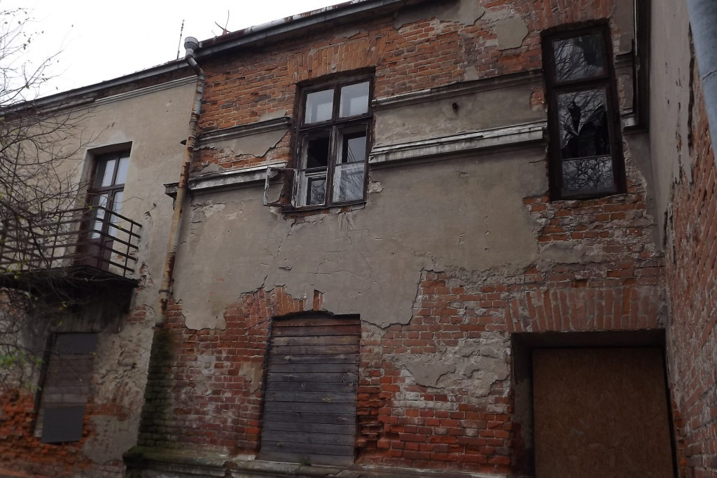 Zamość: Generałówka idzie pod młotek