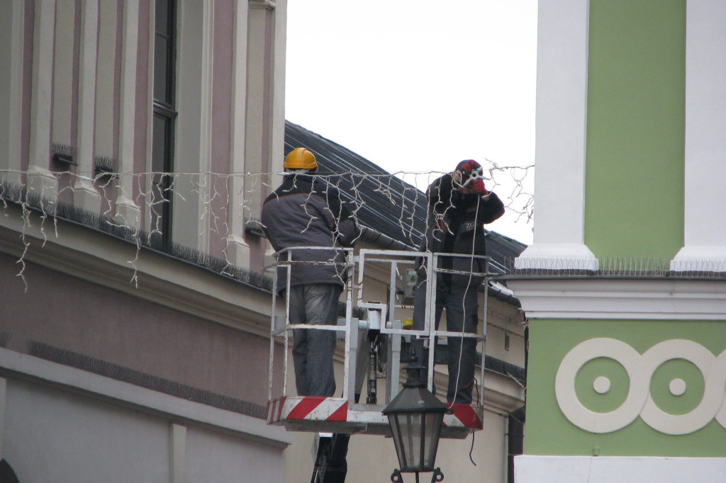 Zamość: Ogród Wyobraźni powstaje na Rynku Wielkim [FOTO]