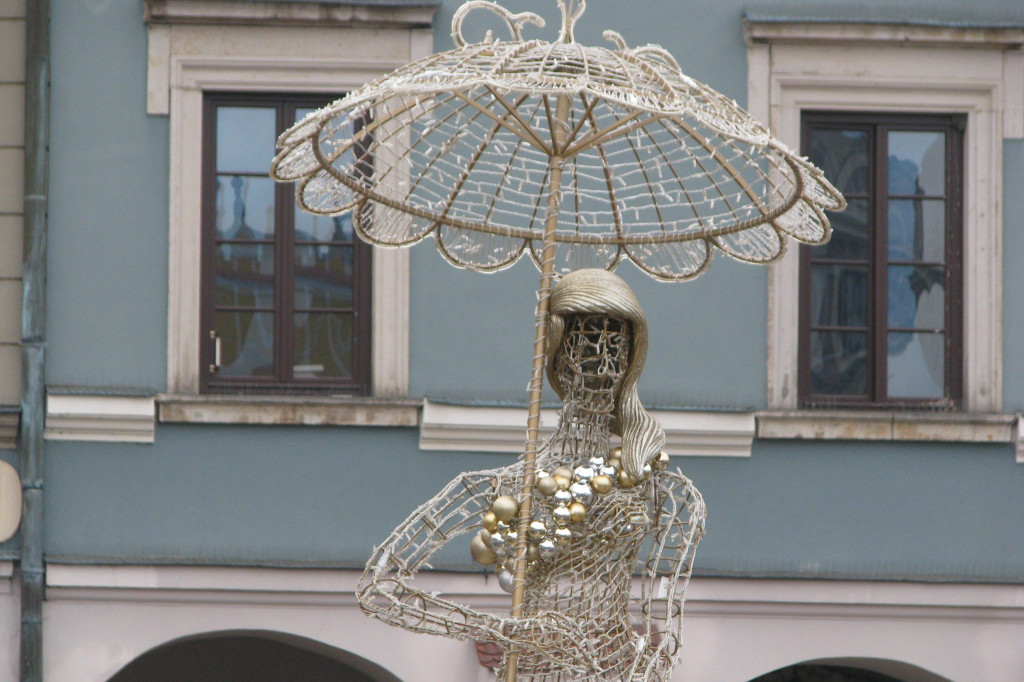 Zamość: Ogród Wyobraźni powstaje na Rynku Wielkim [FOTO]