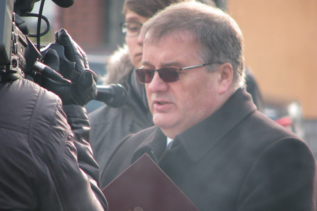 Zamość: 75. rocznica wysiedleń na Zamojszczyźnie - uroczystości pod Pomnikiem Ofiar Niemieckich Wysiedleń [FOTO]