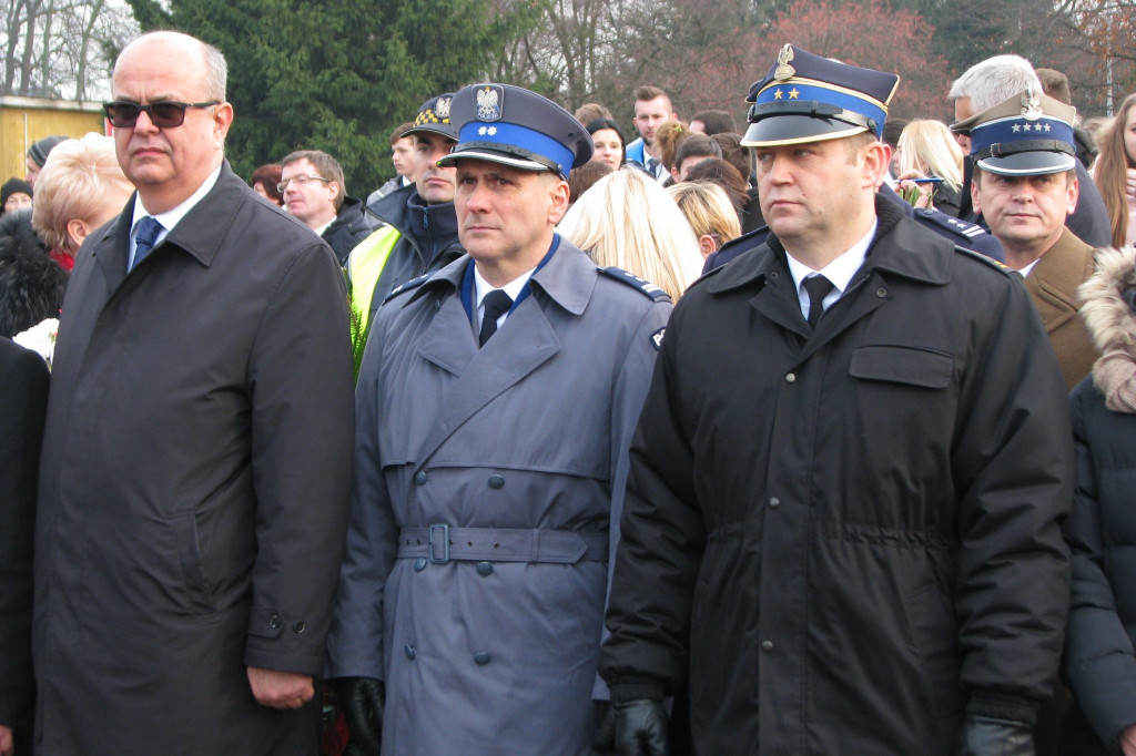 Zamość: 75. rocznica wysiedleń na Zamojszczyźnie - uroczystości pod Pomnikiem Ofiar Niemieckich Wysiedleń [FOTO]