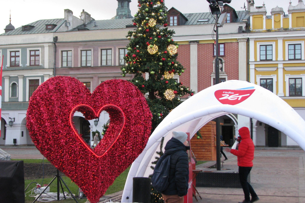 Zamość: Miasteczko Radia Zet na Rynku Wielkim [FOTO]