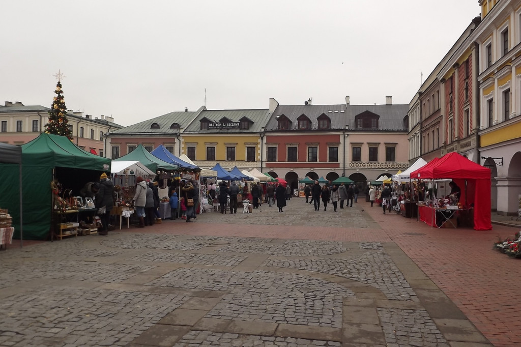 Zamość: Rozpoczął się jarmark świąteczny [FOTO]