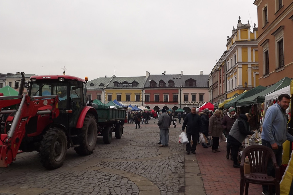 Zamość: Rozpoczął się jarmark świąteczny [FOTO]