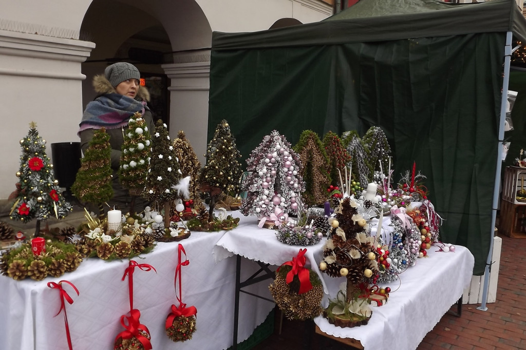 Zamość: Rozpoczął się jarmark świąteczny [FOTO]