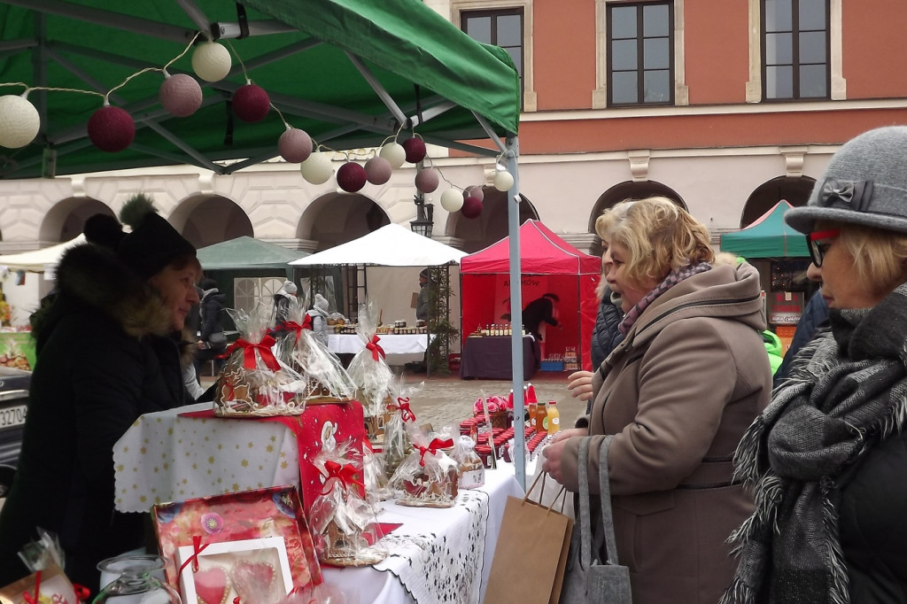 Zamość: Rozpoczął się jarmark świąteczny [FOTO]