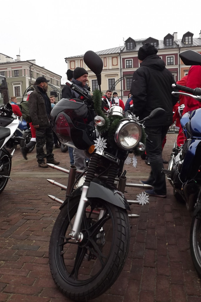 Zamość: Mikołaje na motorach na Kwadracie [FOTO]