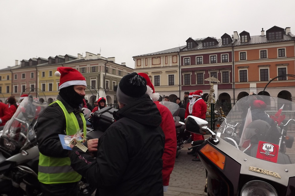 Zamość: Mikołaje na motorach na Kwadracie [FOTO]