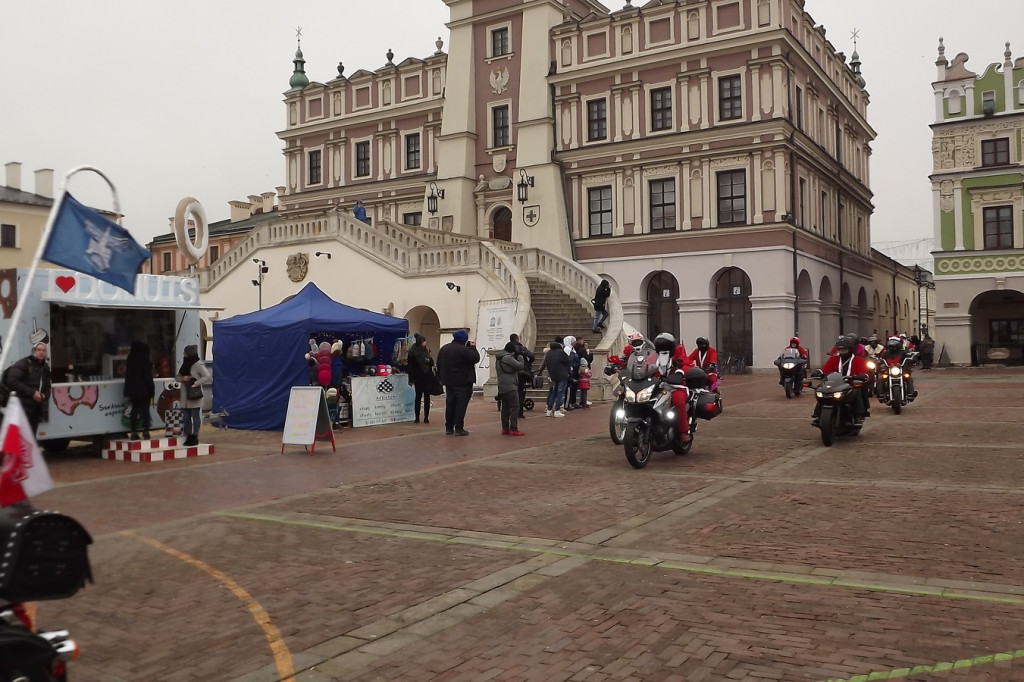 Zamość: Mikołaje na motorach na Kwadracie [FOTO]