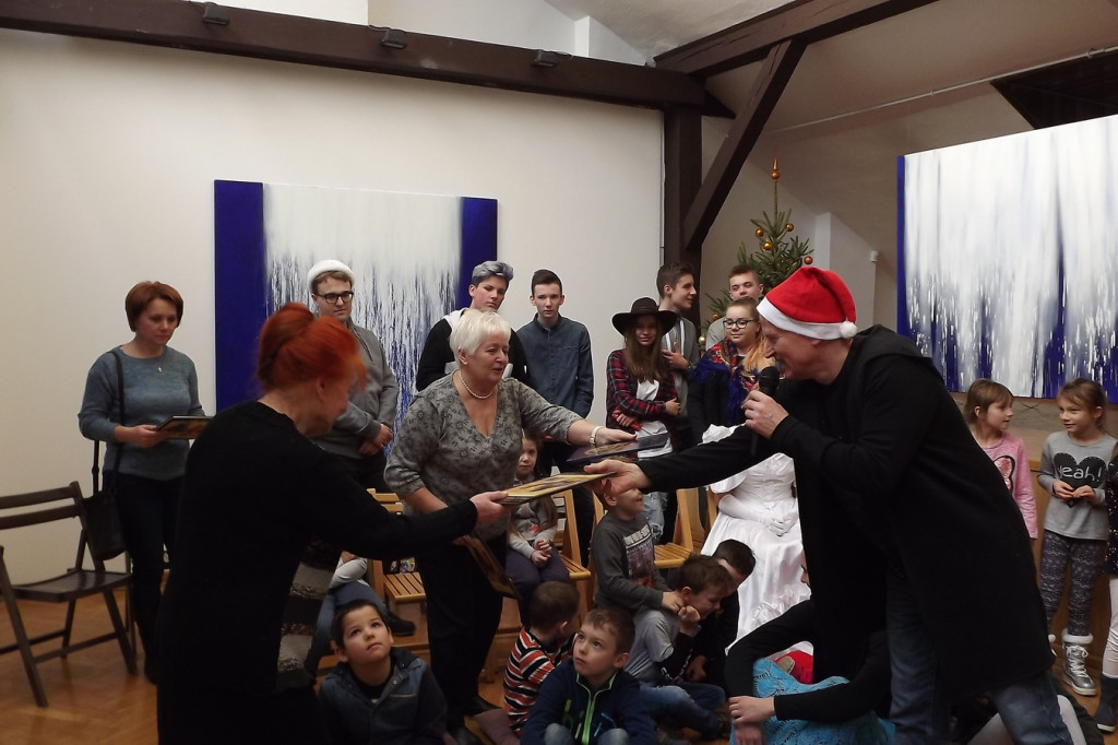 Zamość: Mikołaj odwiedził BWA [FOTO]