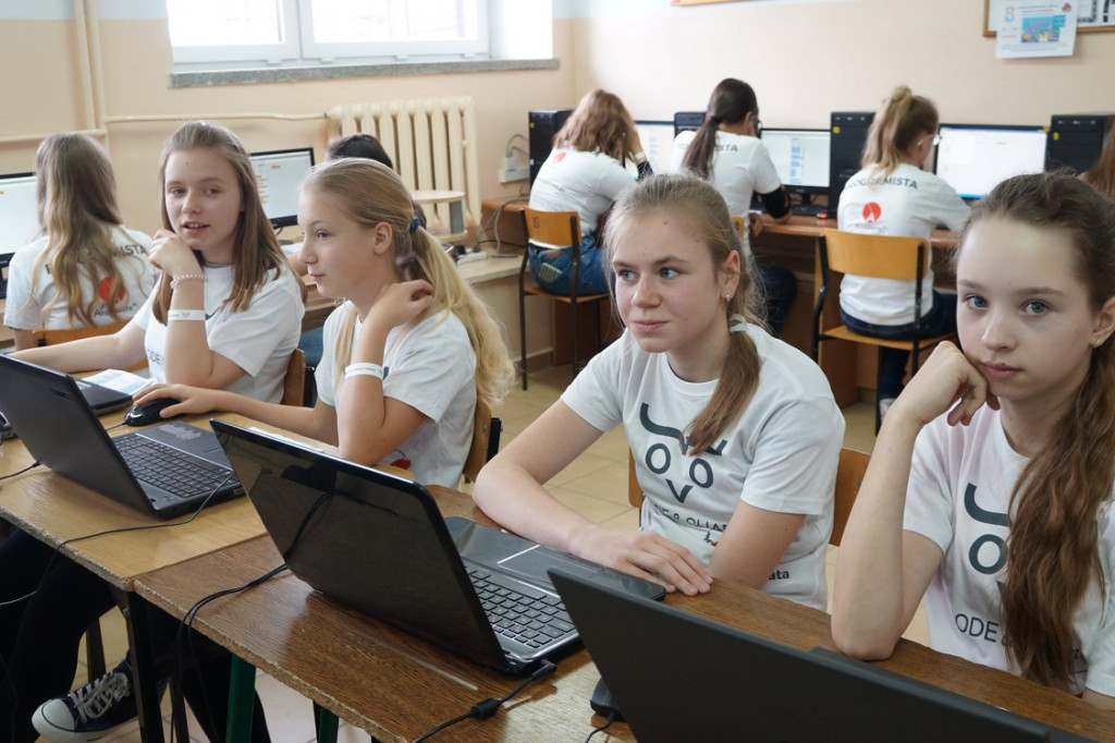 Zamość: Próbowali bić rekord Guinnesa w programowaniu