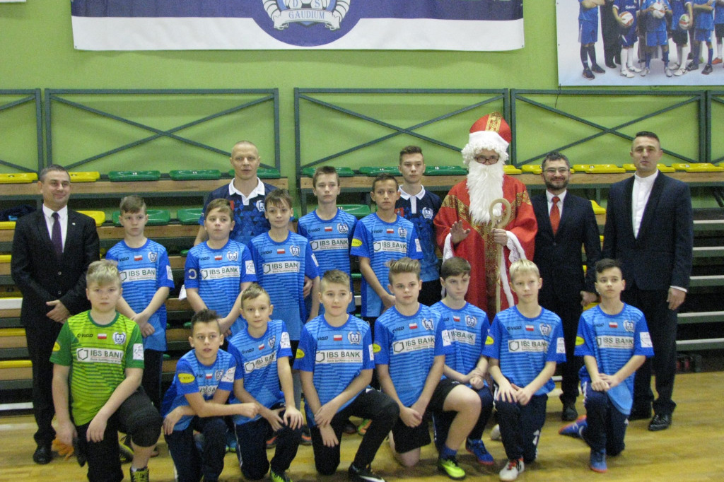 Zamość: VII Mikołajkowy Turniej W Halowej Piłce Nożnej [FOTO][WYNIKI]