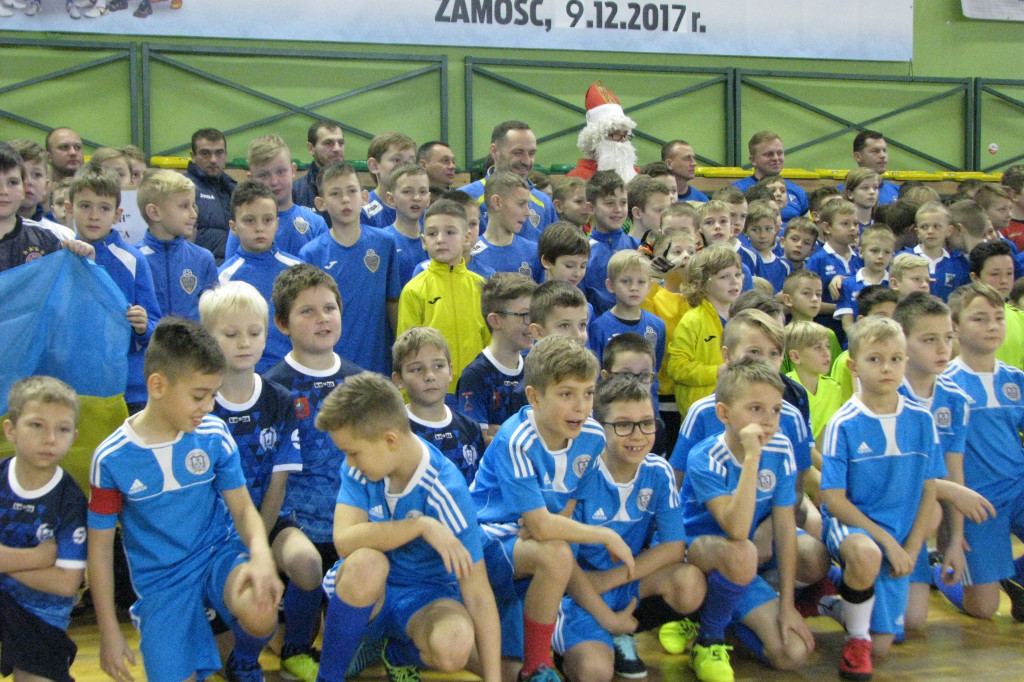 Zamość: VII Mikołajkowy Turniej W Halowej Piłce Nożnej [FOTO][WYNIKI]