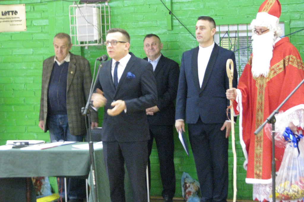 Zamość: VII Mikołajkowy Turniej W Halowej Piłce Nożnej [FOTO][WYNIKI]