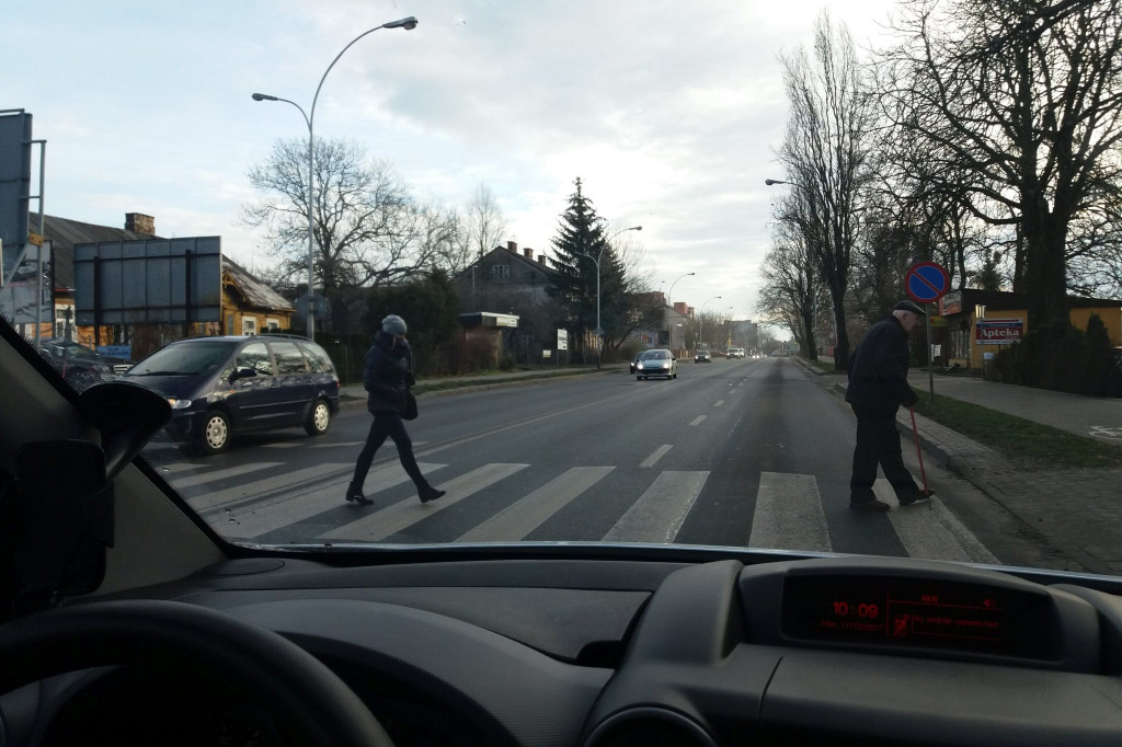 Zamość: Walka o bezpieczne przejścia trwa