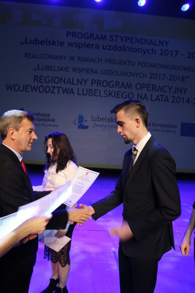 Zamość: Stypendyści z 
