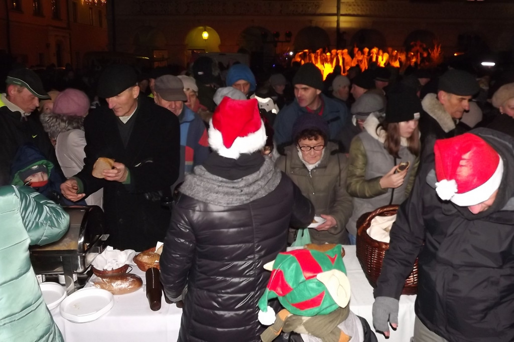 Zamość: XI Wigilia mieszkańców Zamościa [FOTO]