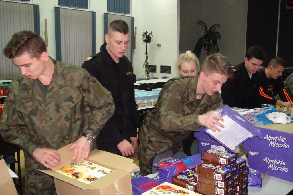 Zamość: Przygotowali paczki dla kombatantów [FOTO]