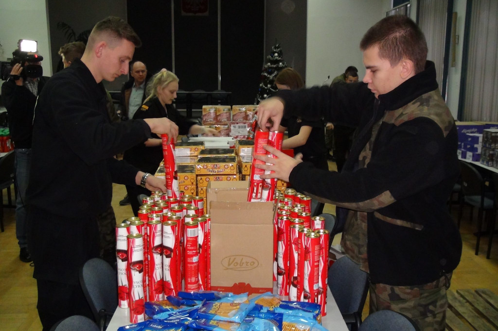 Zamość: Przygotowali paczki dla kombatantów [FOTO]