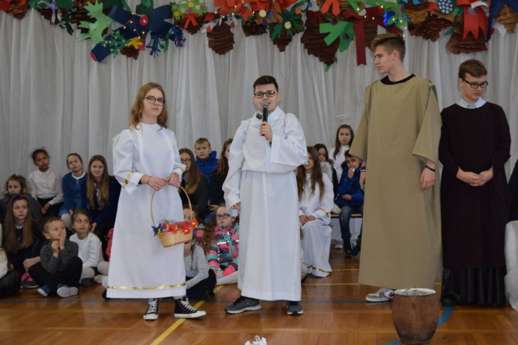 Zamość: Dzień Patrona w blasku świątecznych iluminacji