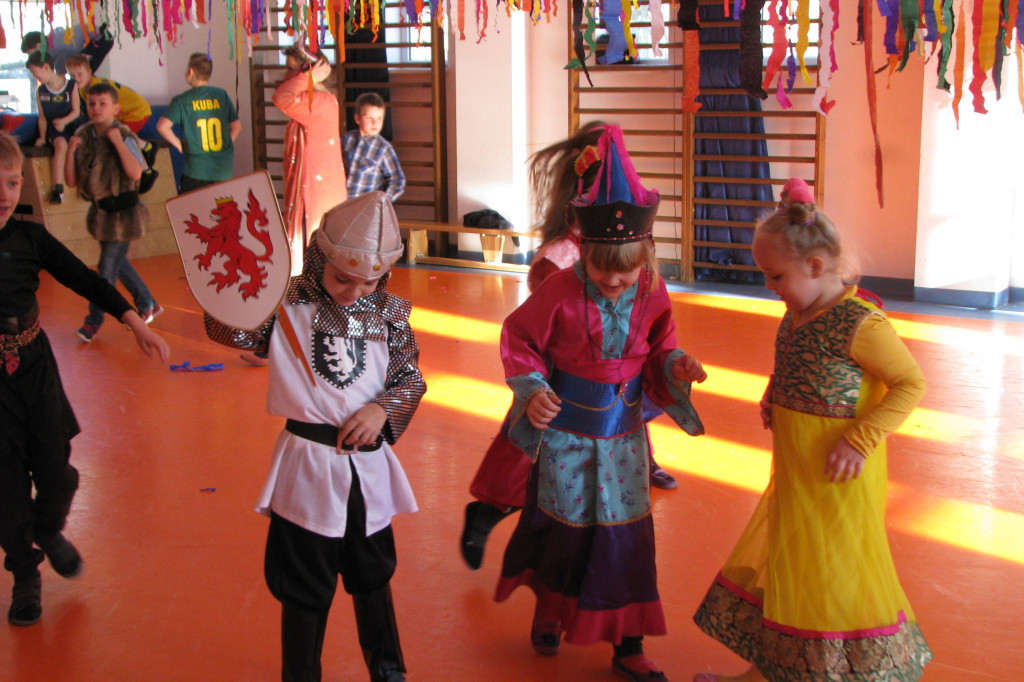 Zamość: Wielokulturowy Bal Karnawałowy w Smart School [FOTO]