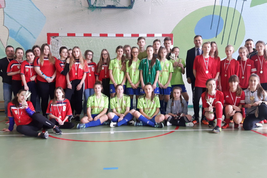 Stary Zamość: Dziewczyny walczyły o mistrzostwo powiatu