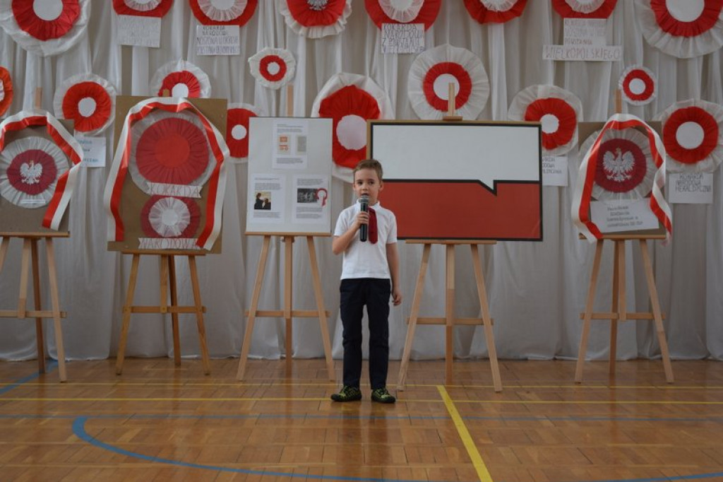 Zamość: Patriotyczny konkurs recytatorski dla zamojskich przedszkolaków w Siódemce