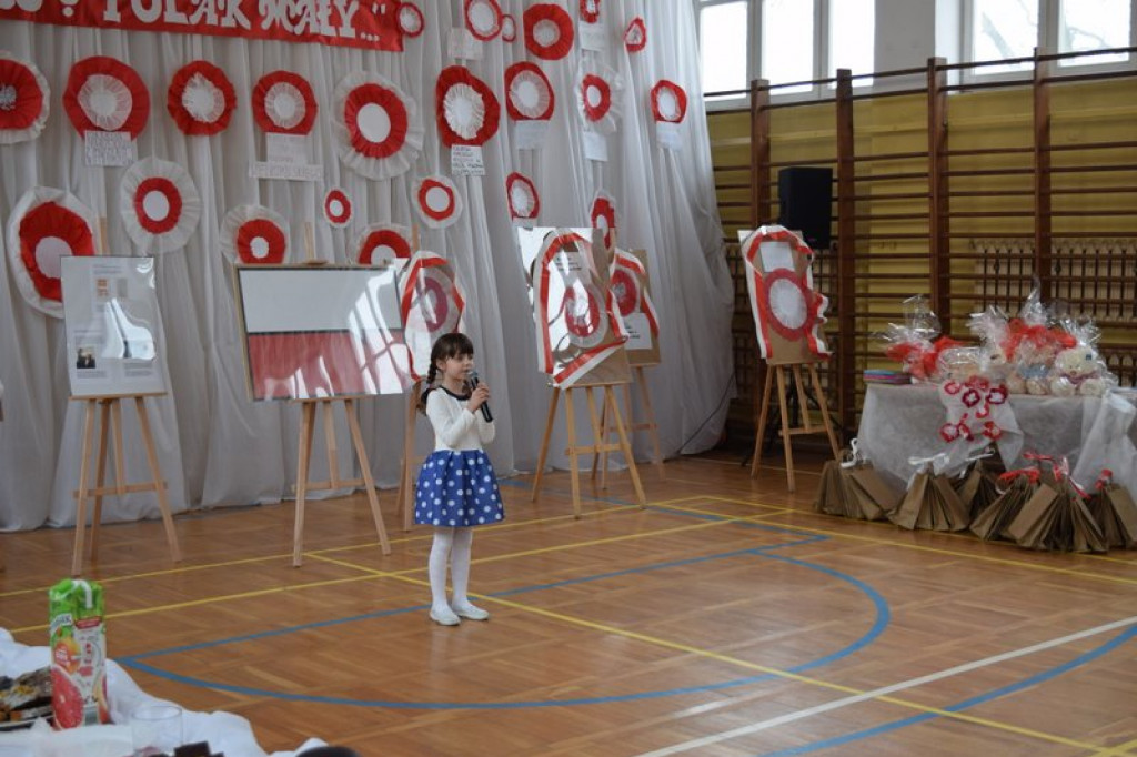 Zamość: Patriotyczny konkurs recytatorski dla zamojskich przedszkolaków w Siódemce