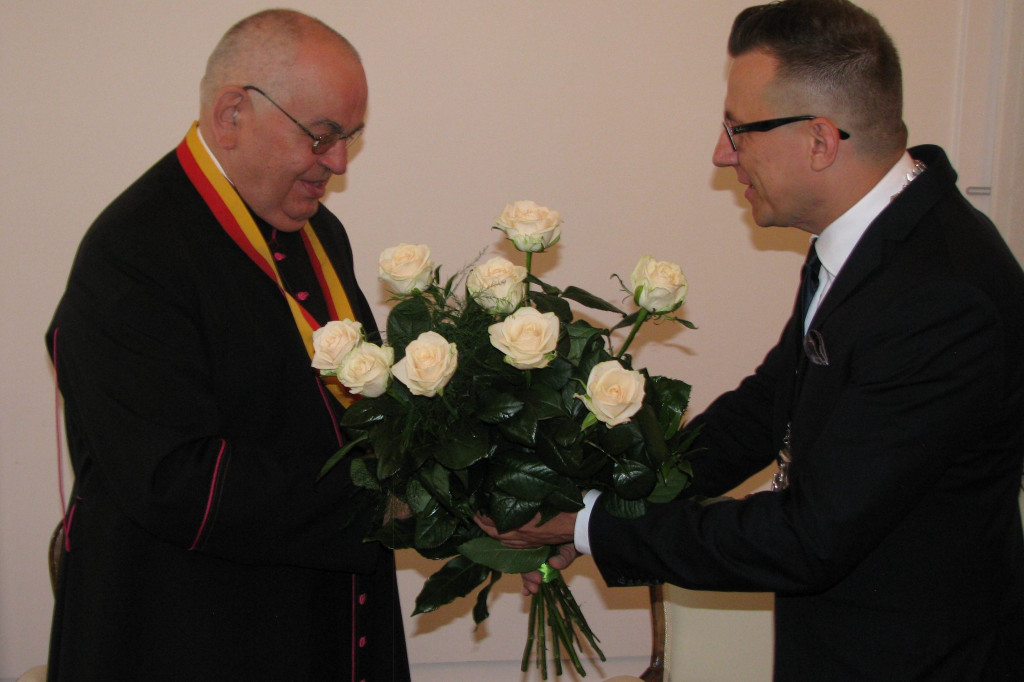 Zamość: Ks. Ciżmiński zostanie Honorowym Obywatelem miasta
