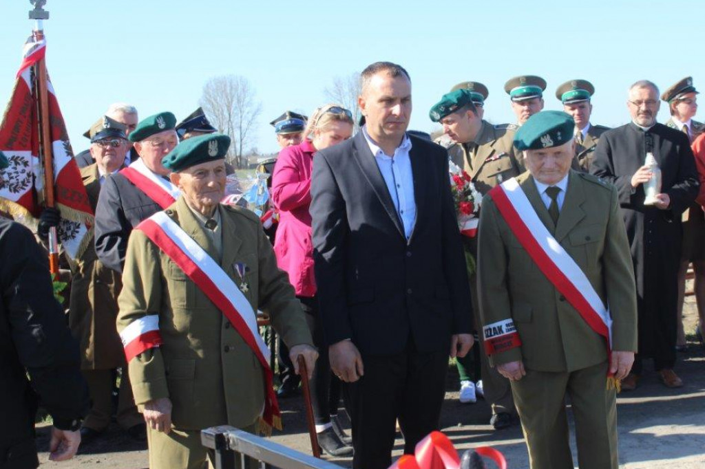 Ameryka/Deszkowice: Pamiętają o poległych partyzantach