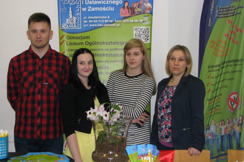 Zamość: VI Targi Edukacji i Pracy na WSHE [FOTO]