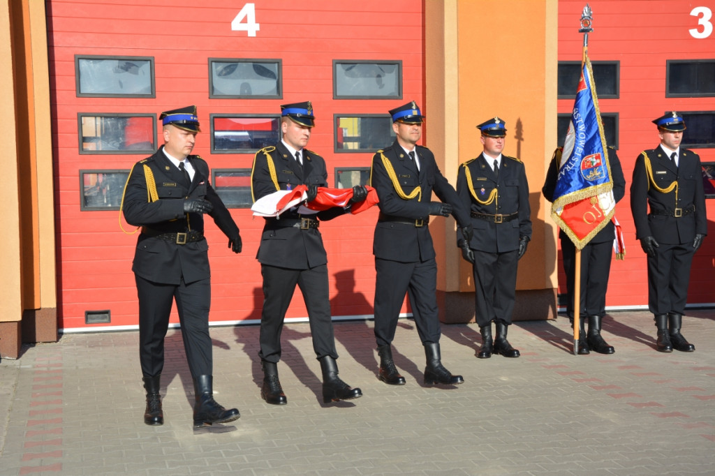 Zamość: Strażacy uczcili Dzień Flagi